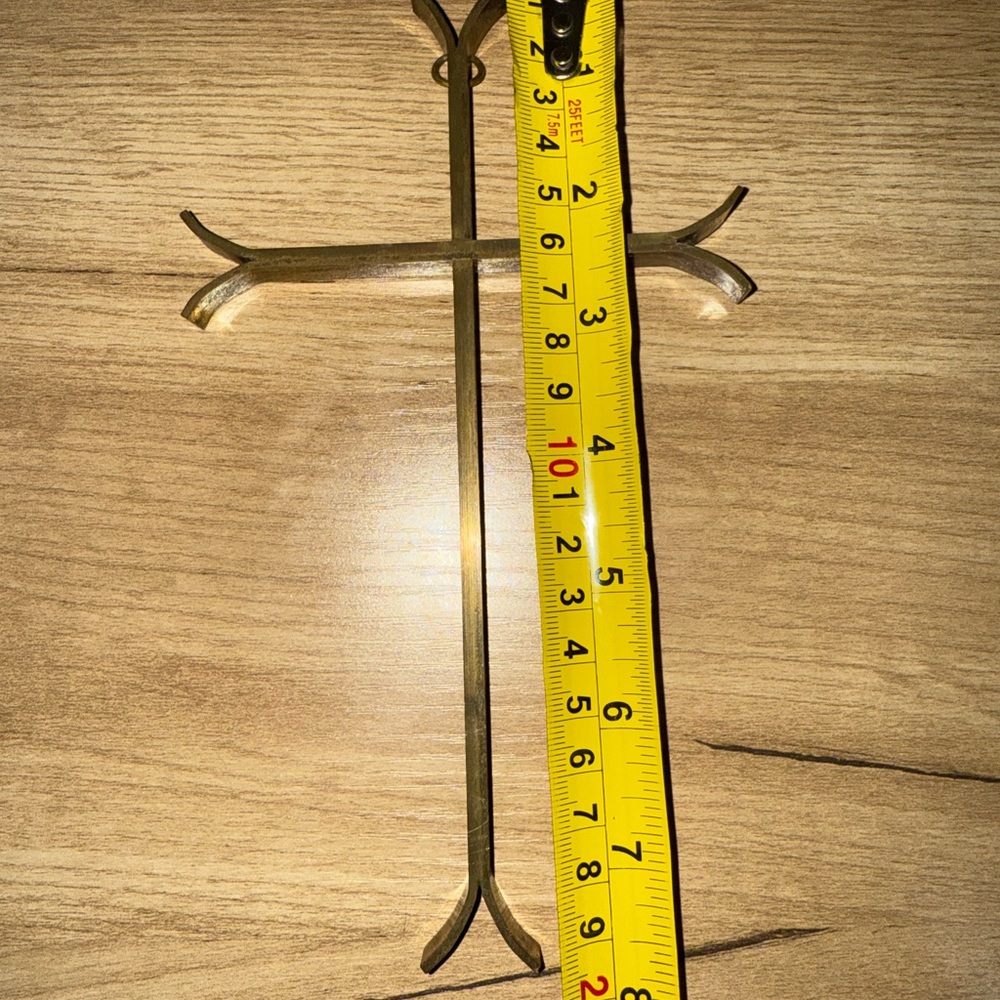 Vintage 7.5” Solid Brass Wall Hanging Cross Curved Ends P - Picture 2 of 4
